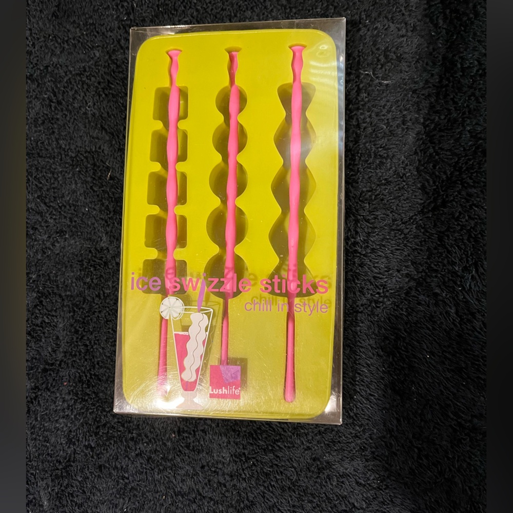 Lush Life Swizzle Stick Silicone Ice Molds - NEW
